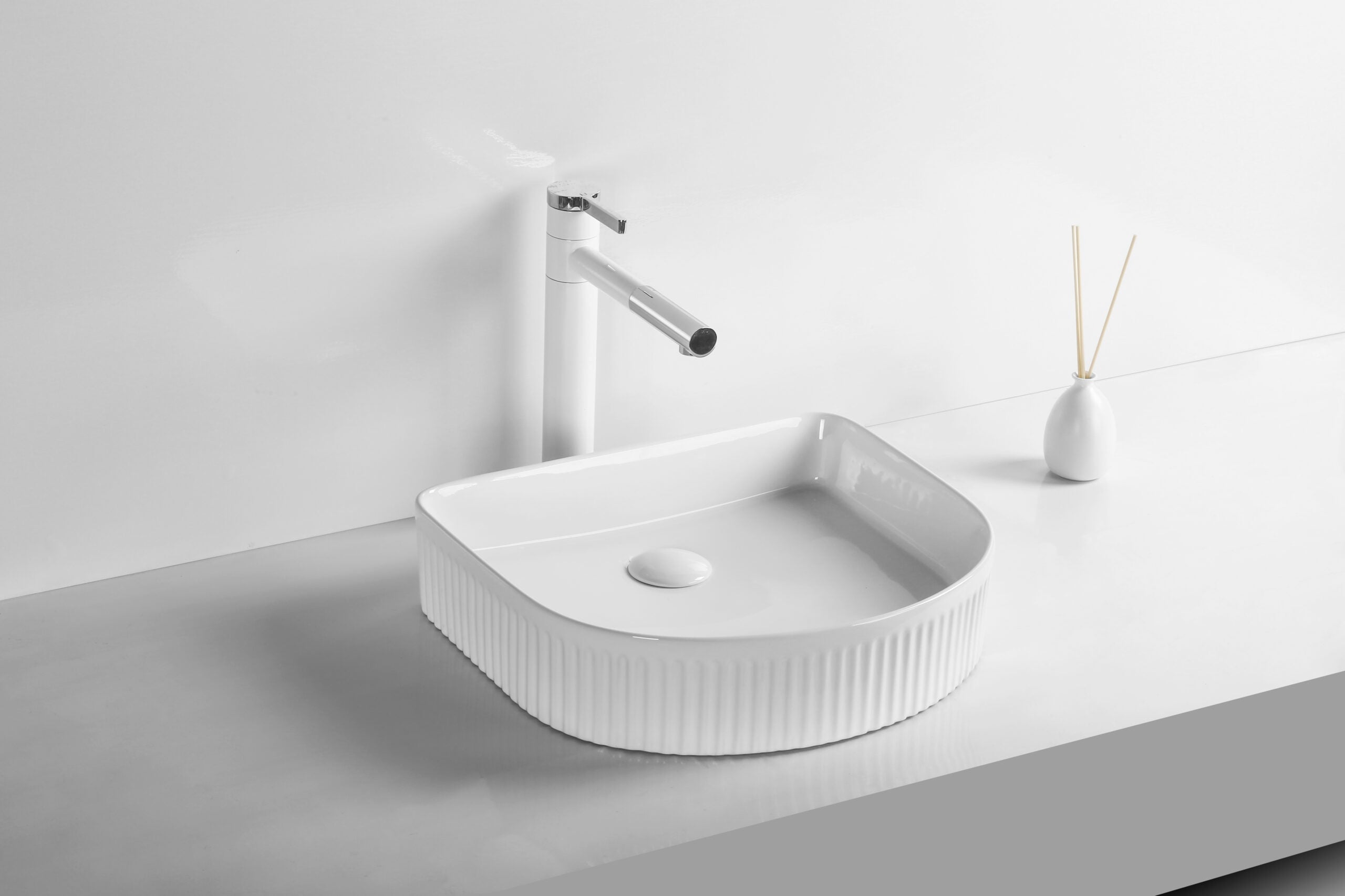 Infinity Gloss White/Matt White/Matt Black Ceramic Above Counter Basin 415*365*100mm